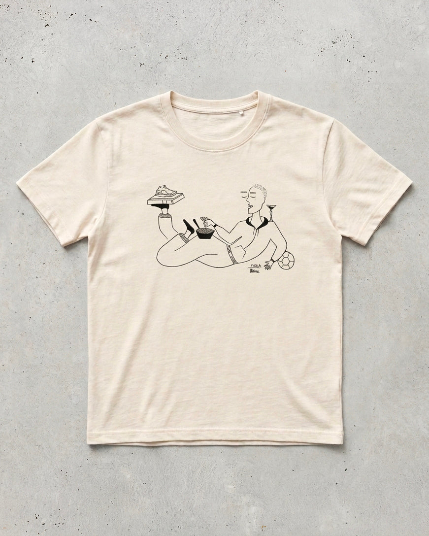 T-Shirt « Jongler entre les mondes » par Melvine Deba